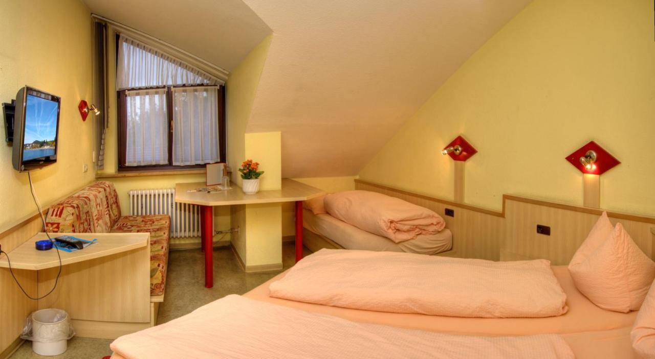 Hotel Restaurant Fallerhof Bad Krozingen Bagian luar foto