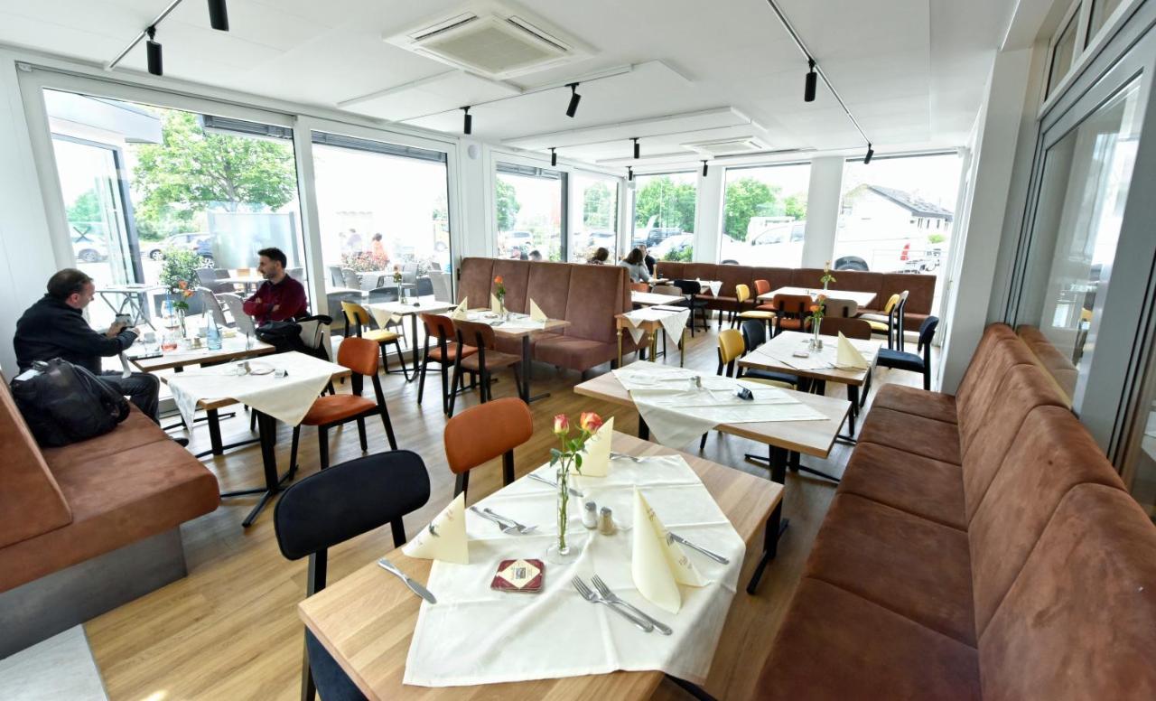 Hotel Restaurant Fallerhof Bad Krozingen Bagian luar foto
