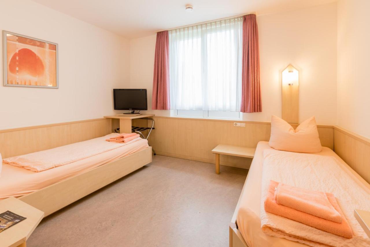 Hotel Restaurant Fallerhof Bad Krozingen Bagian luar foto