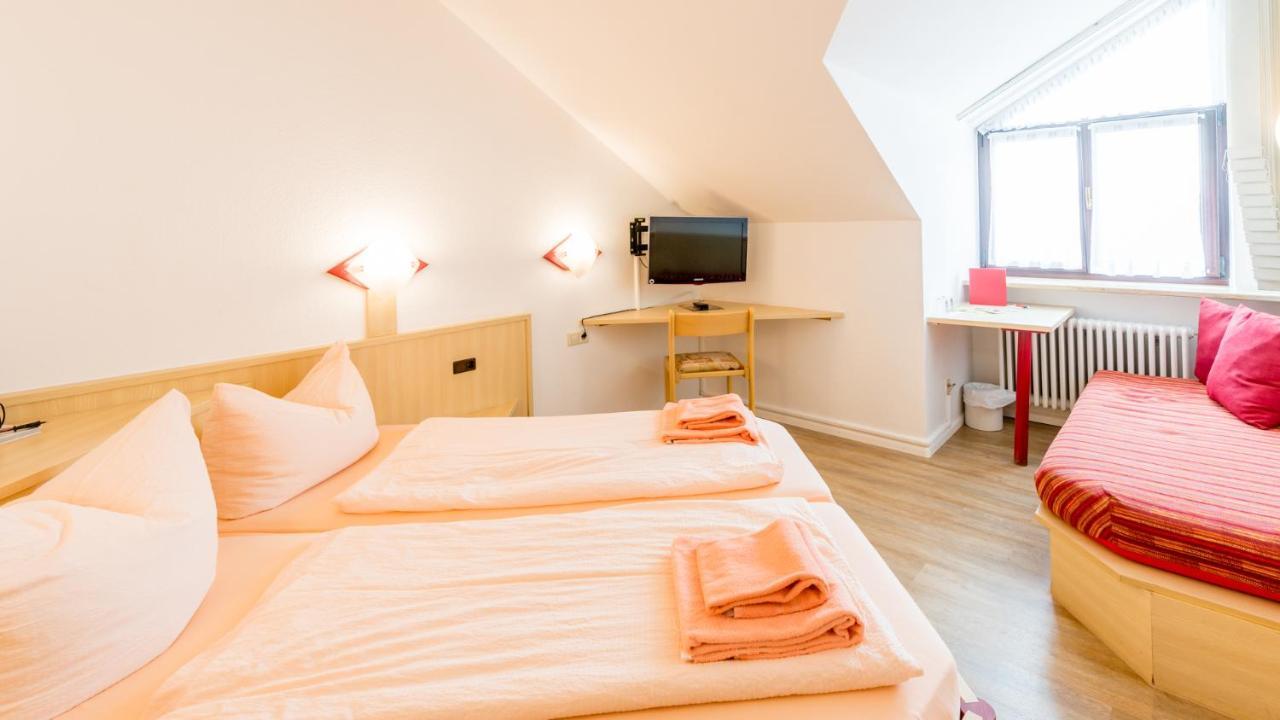 Hotel Restaurant Fallerhof Bad Krozingen Bagian luar foto