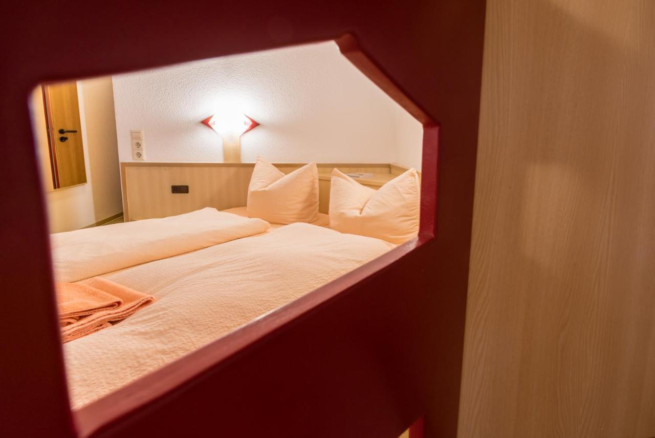 Hotel Restaurant Fallerhof Bad Krozingen Bagian luar foto